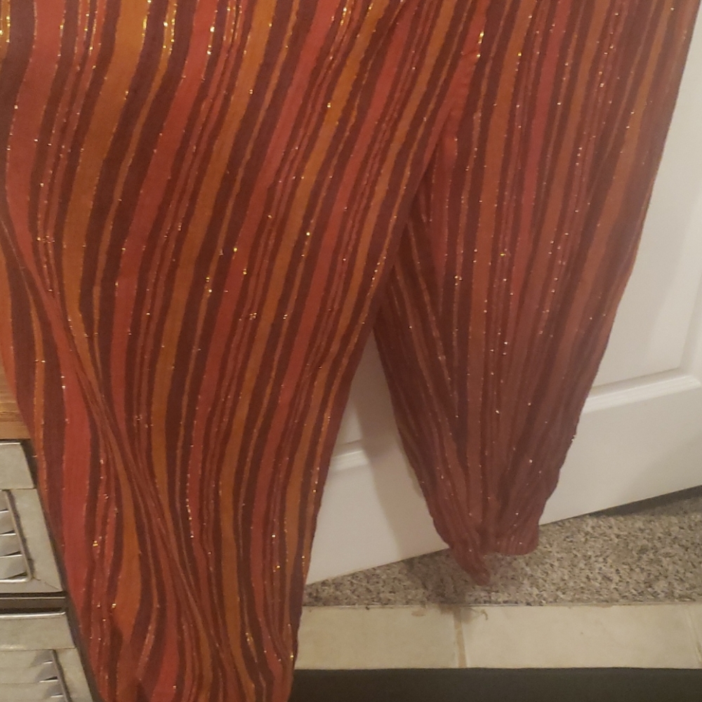 Romper - Picture 2 of 4